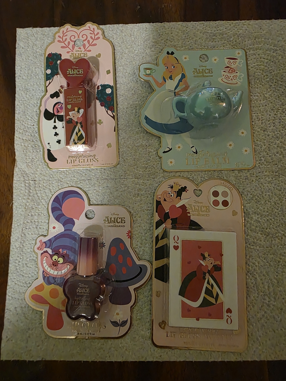 Disney Alice in Wonderland Lip Gloss & Balm Set - Lot Of 4